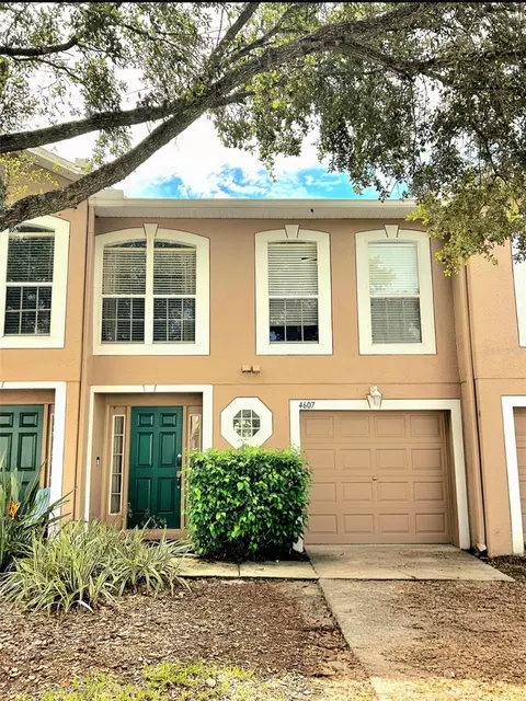 4607 Ashburn Square Dr, Tampa, FL 33610