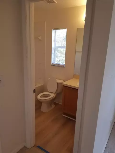 Bath - 6116 Olivedale Dr, Riverview, FL 33578 photo 3 of 5
