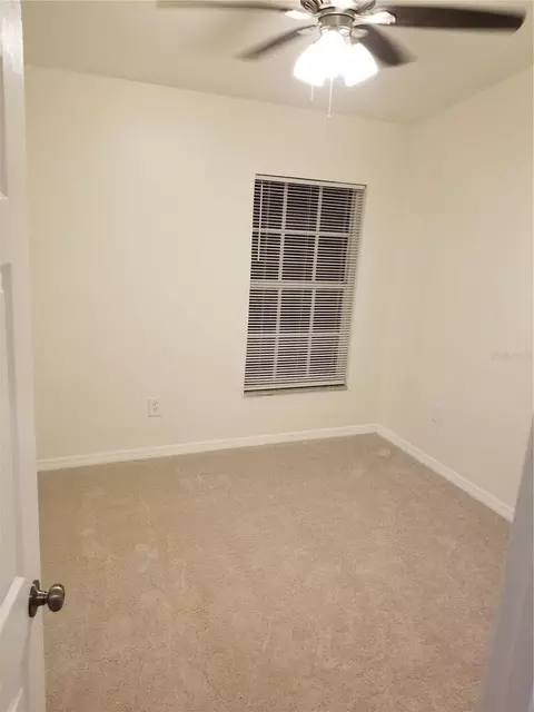 Bedroom - 6116 Olivedale Dr, Riverview, FL 33578 photo 4 of 5