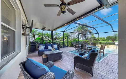 Exterior - 5457 Sandy Shell Dr, Apollo Beach, FL 33572 photo 8 of 12