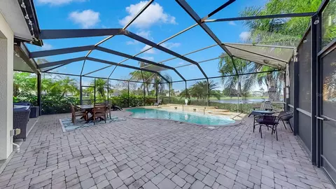 Exterior - 5457 Sandy Shell Dr, Apollo Beach, FL 33572 photo 7 of 12
