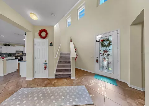 Entry Way - 5457 Sandy Shell Dr, Apollo Beach, FL 33572 photo 3 of 4