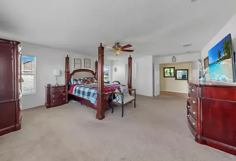 Bedroom - 5457 Sandy Shell Dr, Apollo Beach, FL 33572 photo 3 of 7