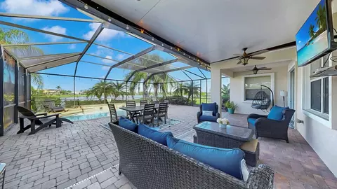 Exterior - 5457 Sandy Shell Dr, Apollo Beach, FL 33572 photo 6 of 12