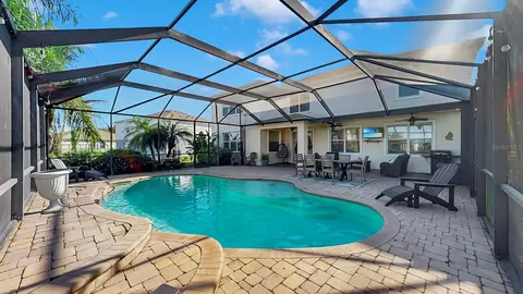 Exterior - 5457 Sandy Shell Dr, Apollo Beach, FL 33572 photo 2 of 12