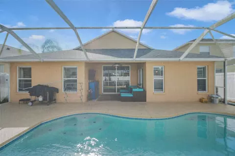 Exterior - 12308 Adventure Dr, Riverview, FL 33579 photo 3 of 15