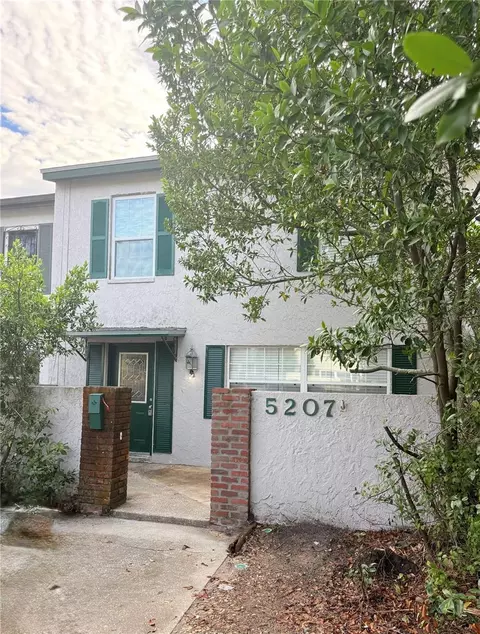 5207 Blane Dr, Temple Terrace, FL 33617
