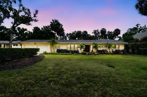 4312 W Beach Park Dr, Tampa, FL 33609