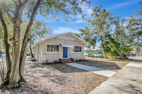 703 16th Ave NW, Largo, FL 33770