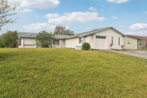40 Flower Hill Ln, Palm Coast, FL 32137