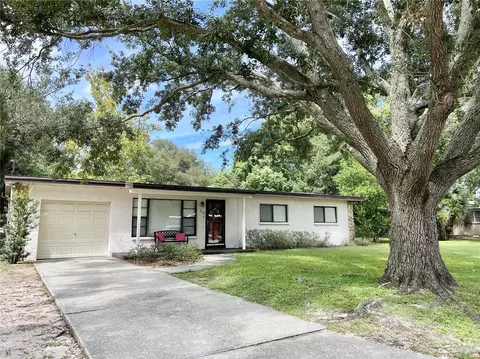 110 Glen Ridge Ave, Temple Terrace, FL 33617