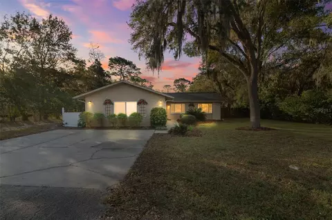 10620 Fawn Dr, New Port Richey, FL 34654