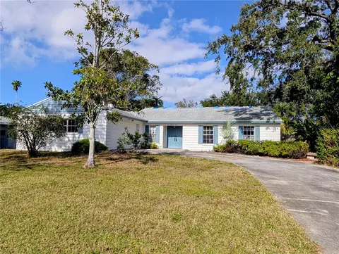 111 58th Ave S, Saint Petersburg, FL 33705