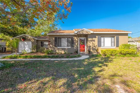 6207 S Kelly Rd, Tampa, FL 33611