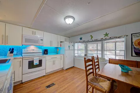6427 W Richard Dr, Weeki Wachee, FL 34607 photo 13