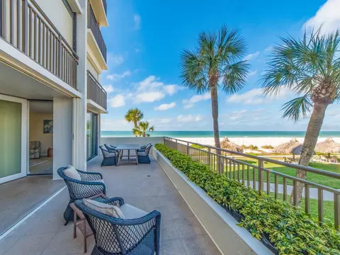 1430 Gulf Blvd #110, Clearwater, FL 33767
