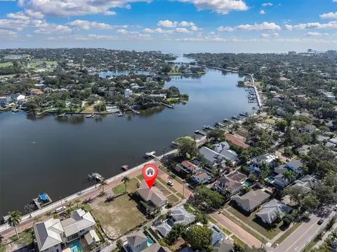 2800 Coffee Pot Blvd NE, Saint Petersburg, FL 33704