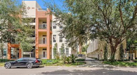 523 4th Ave S #14, Saint Petersburg, FL 33701