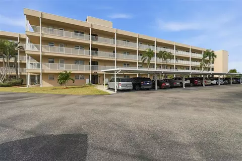 9950 62nd Ter N #415, Saint Petersburg, FL 33708