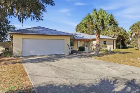 870 N Country Club Dr, Crystal River, FL 34429