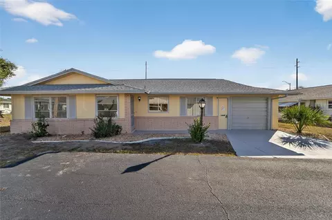 705 Churchill Pl, Sun City Center, FL 33573