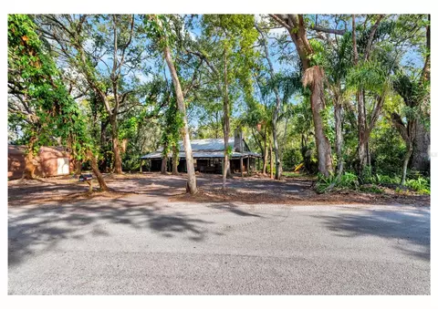 12805 Forest Hills Dr, Tampa, FL 33612