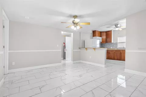 Living - 440 L B Brown Ave S, Bartow, FL 33830 photo 7 of 9