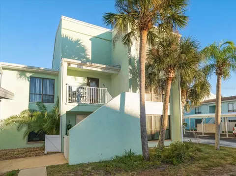 1 Windrush Blvd #45, Indian Rocks Beach, FL 33785