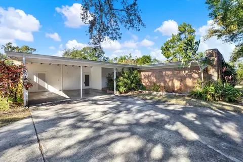 121 Siobhan Ave, Tampa, FL 33613