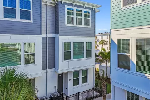 3137 4th Ter N, Saint Petersburg, FL 33713