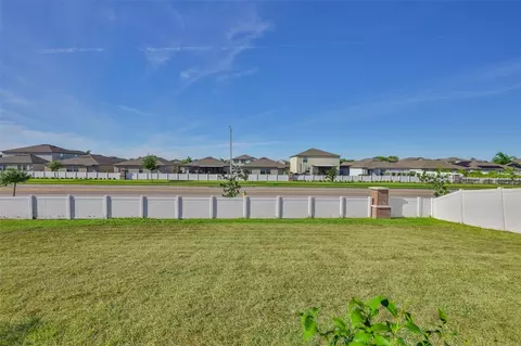 Exterior - 13575 Willow Bluestar Loop, Riverview, FL 33579 photo 4 of 5