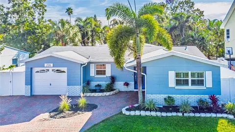 226 81st Ave N, Saint Petersburg, FL 33702