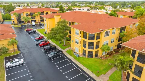 4309 Bayside Village Dr #101, Tampa, FL 33615