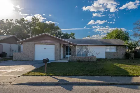 9821 El Camino Real Ave, Port Richey, FL 34668