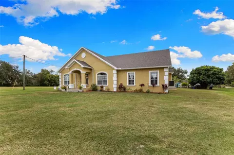 1103 Colson Rd, Plant City, FL 33567