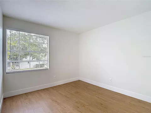 Bedroom - 2013 Glen Forge St, Brandon, FL 33511 photo 6 of 13