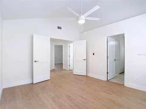 Bedroom - 2013 Glen Forge St, Brandon, FL 33511 photo 4 of 13