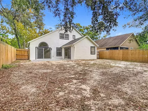 Exterior - 2013 Glen Forge St, Brandon, FL 33511 photo 9 of 9
