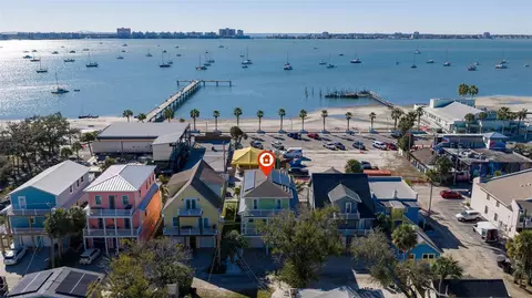 5429 Essex Ave S, Gulfport, FL 33707