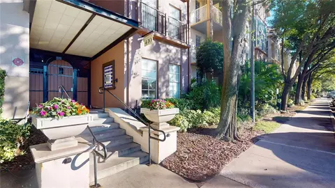 410 S Armenia Ave #922, Tampa, FL 33609