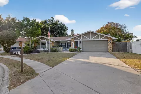 8021 Cedar Run Dr, Port Richey, FL 34668