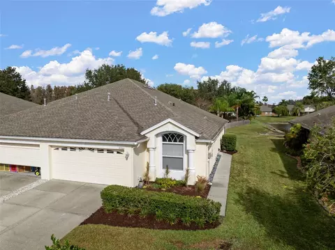 30927 Whitlock Dr, Wesley Chapel, FL 33543
