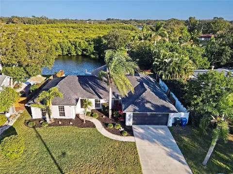 1992 Arvis Cir E, Clearwater, FL 33764