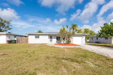 10739 64th Ave, Seminole, FL 33772