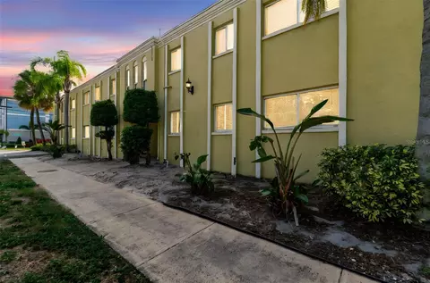 3206 W Azeele St #120, Tampa, FL 33609