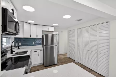 Kitchen - 17352 Us Highway 41, Spring Hill, FL 34610 photo 1 of 3