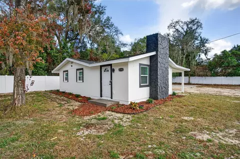 Exterior - 17352 Us Highway 41, Spring Hill, FL 34610 photo 5 of 8