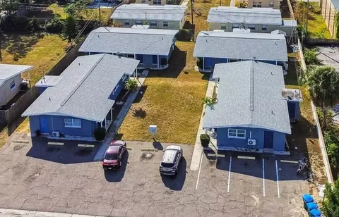 6538 42nd Ave N, Kenneth City, FL 33709