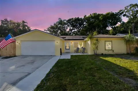 2195 Glen Dr, Safety Harbor, FL 34695