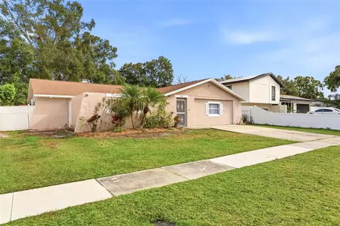 7313 Brookview Cir, Tampa, FL 33634